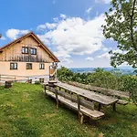 Hidden Authentic Haven - One Bedroom With Terrace Appartement Sevnica