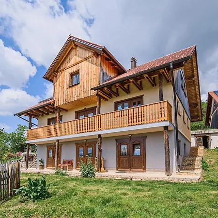 Hidden Authentic Haven - One Bedroom With Terrace Sevnica