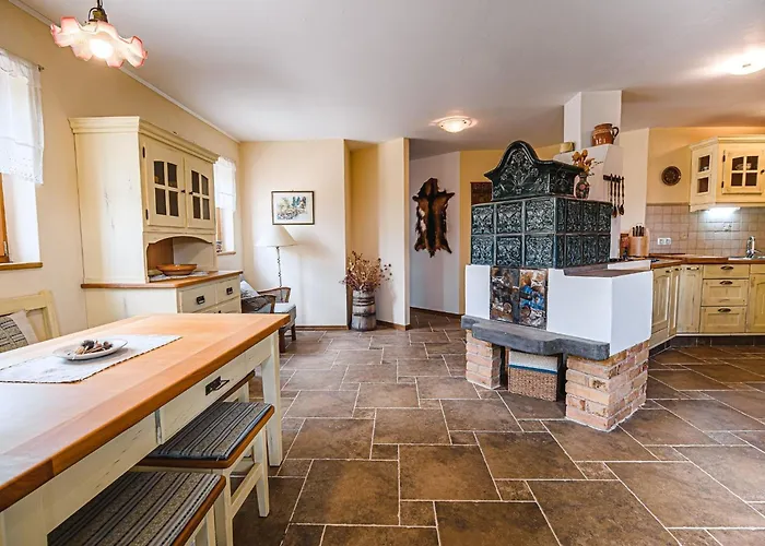 Apartman Hidden Authentic Haven - One Bedroom With Terrace *