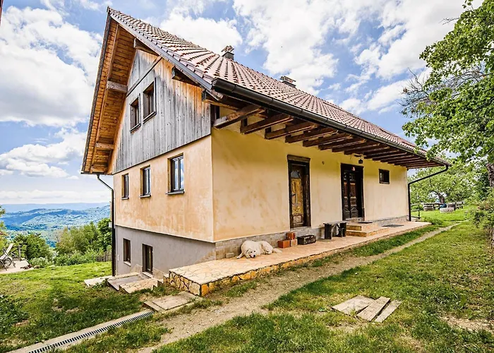 Apartman Hidden Authentic Haven - One Bedroom With Terrace *