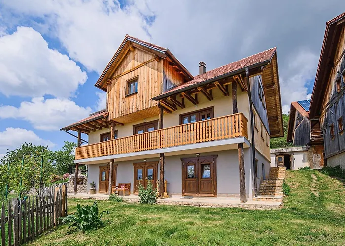 Hidden Authentic Haven - One Bedroom With Terrace Sevnica